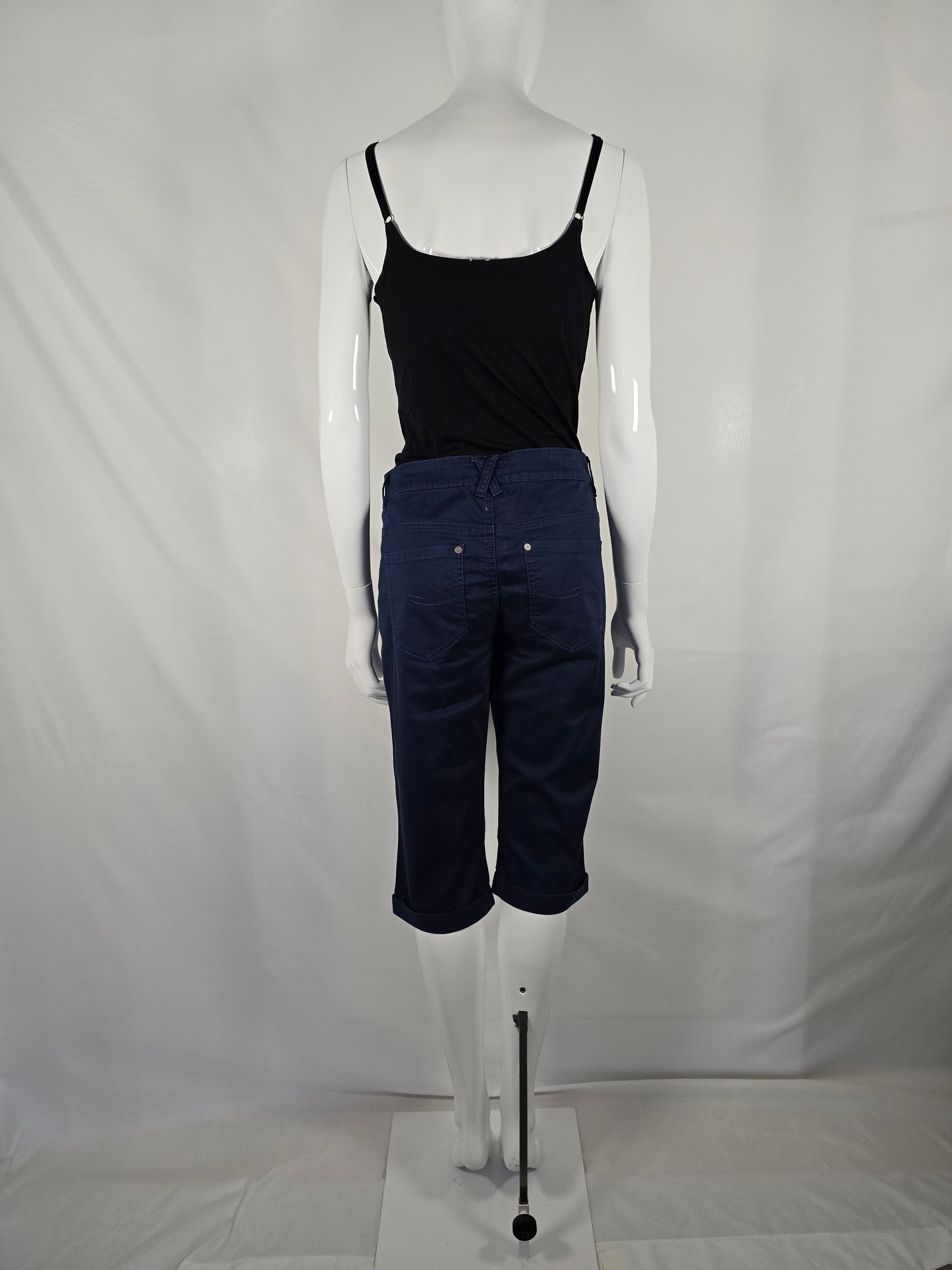 Blaue 3/4-Hose von Q/S – Grösse 38