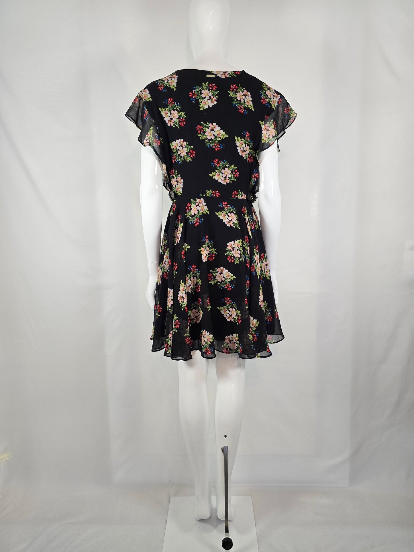 Guess Kleid schwarz geblümt Grösse M
