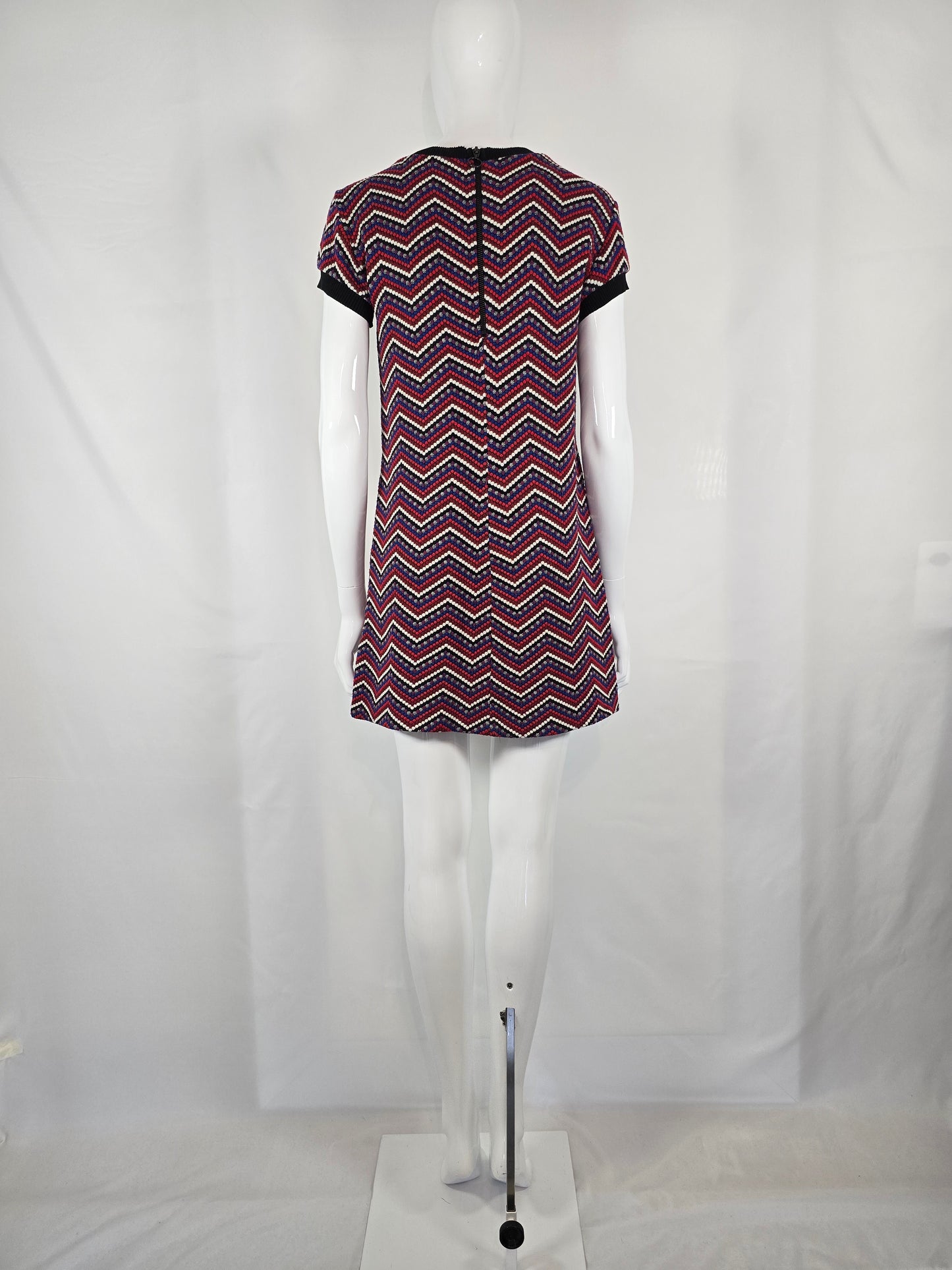 Kleid von Zara in Grösse M