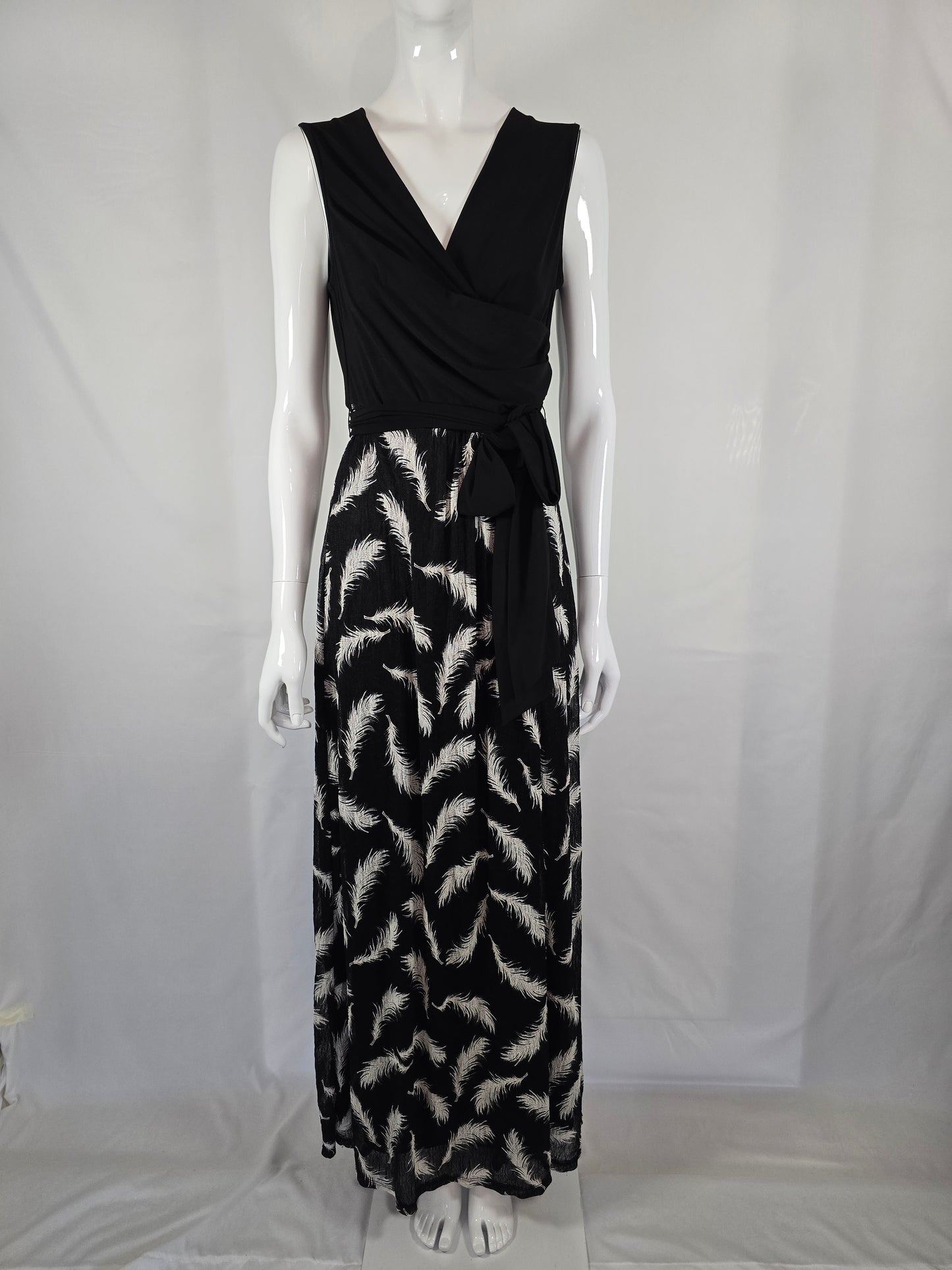 Schwarzes Maxikleid mit Muster von Phase Eight – Grösse 40