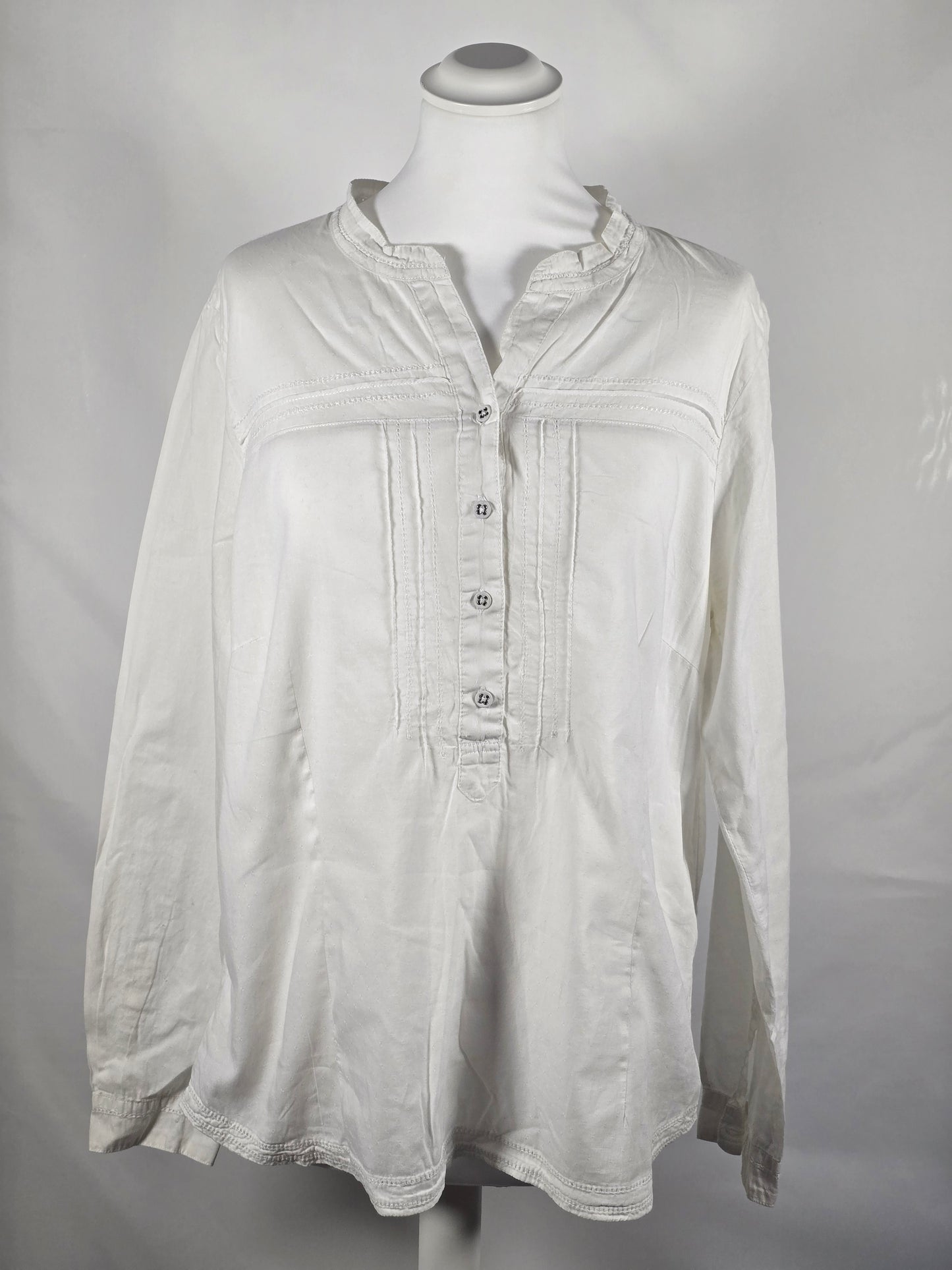 Weisse Bluse von Nile – Grösse L